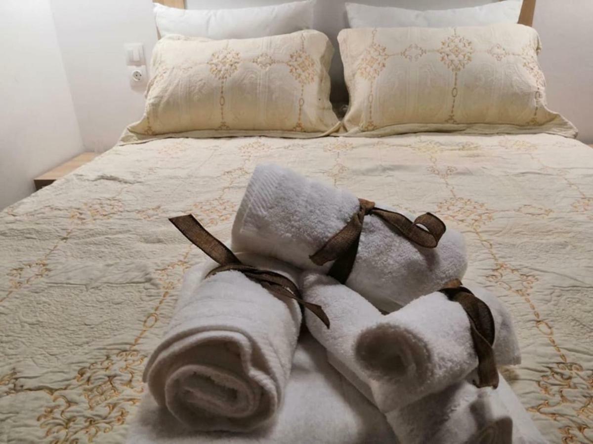 The Little Gem Under The Rocks Apartment Kastraki  ภายนอก รูปภาพ