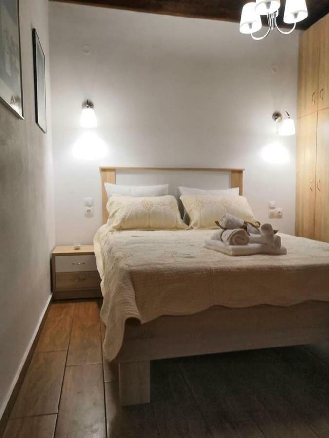 The Little Gem Under The Rocks Apartment Kastraki  ภายนอก รูปภาพ