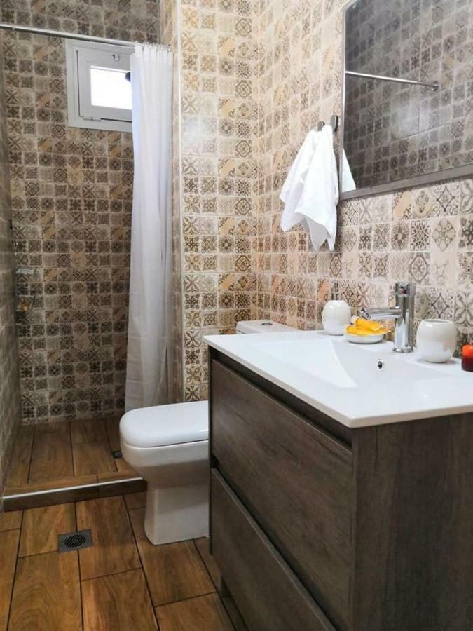 The Little Gem Under The Rocks Apartment Kastraki  ภายนอก รูปภาพ