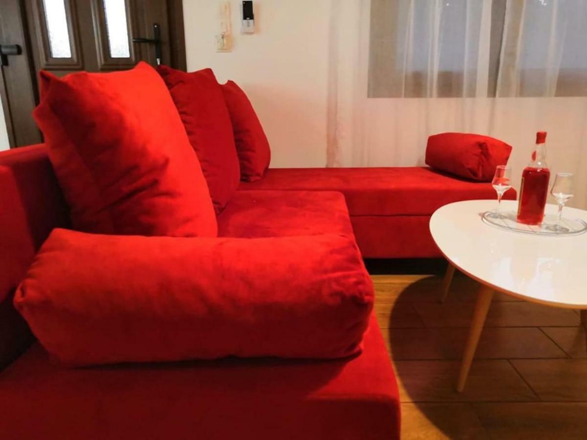 The Little Gem Under The Rocks Apartment Kastraki  ภายนอก รูปภาพ