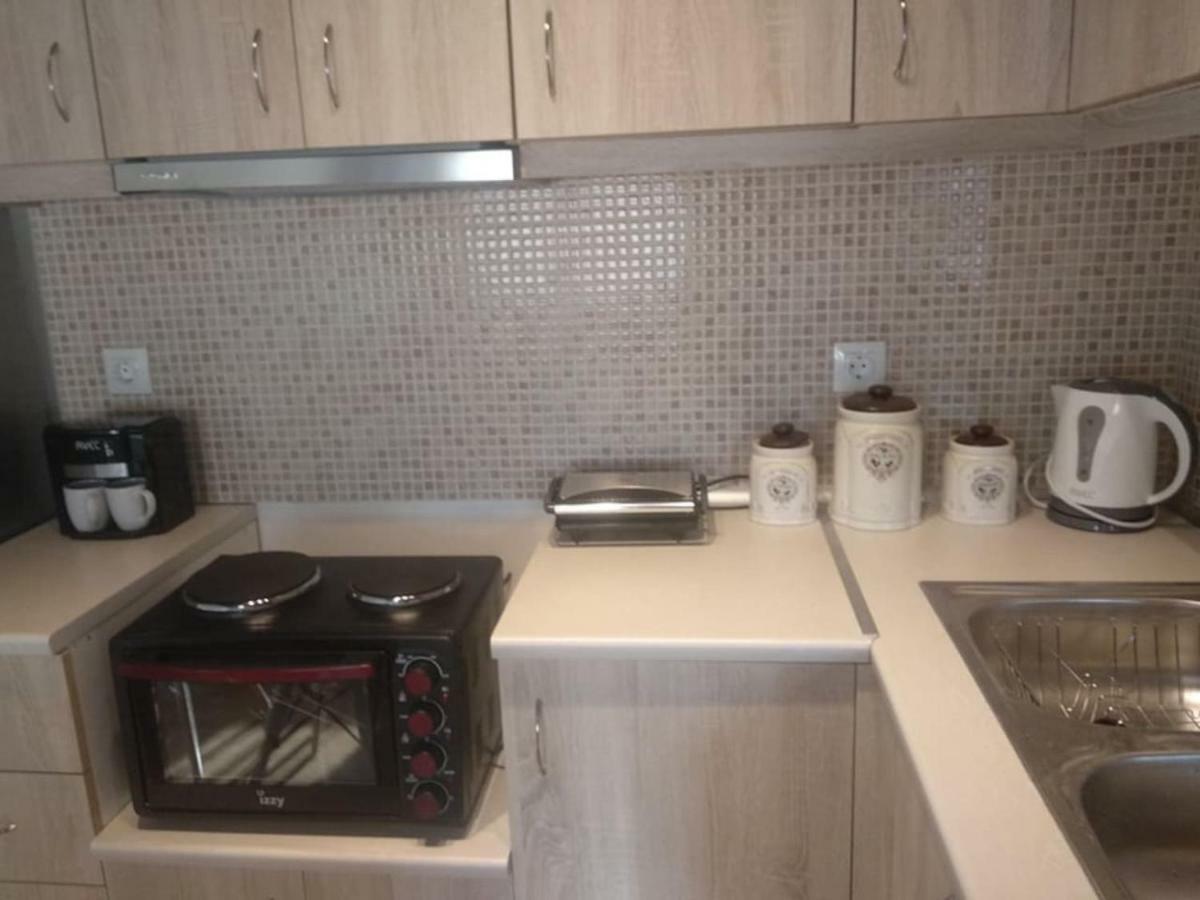 The Little Gem Under The Rocks Apartment Kastraki  ภายนอก รูปภาพ